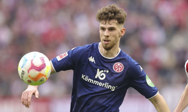 Anton Stach im Trikot des 1. FSV Mainz 05