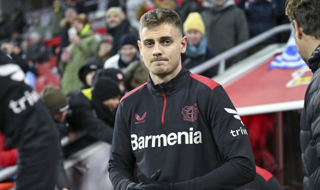 Josip Stanisic im Outfit von Bayer Leverkusen