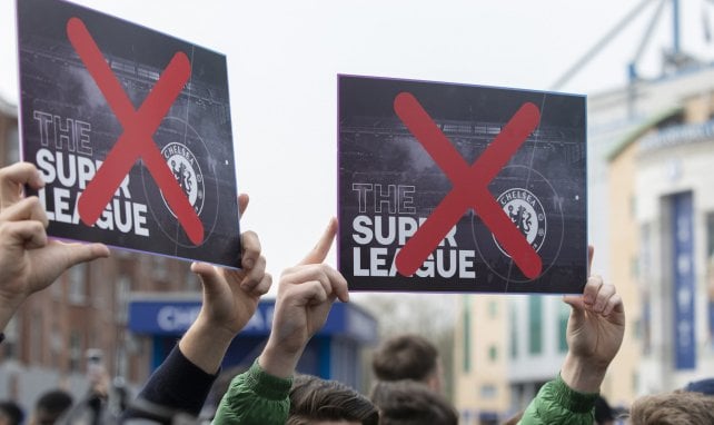 Fans protestieren gegen die Super League