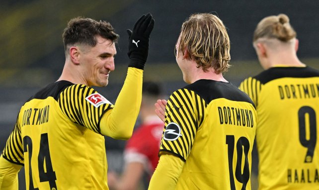 Thomas Meunier freut sich über einen BVB-Treffer