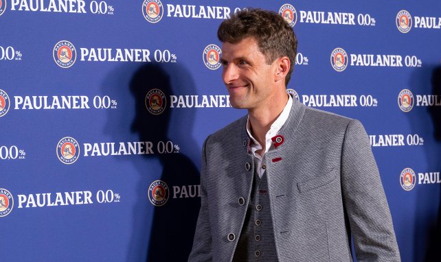 Thomas Müller in bayrischer Tracht