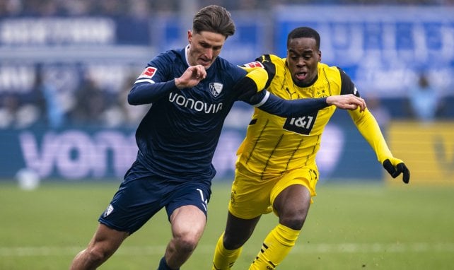 Tim Oermann im Duell mit Jamie Gittens