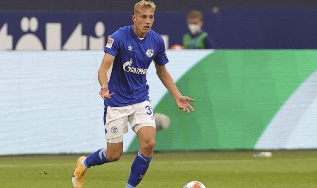Schalke verleiht Becker nach Rostock
