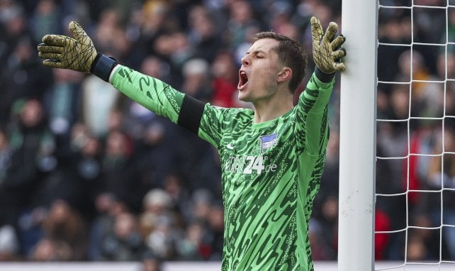 Hertha-Keeper Tjark Ernst gefiel sein Bank-Platz gegen den Hamburger SV gar nicht.