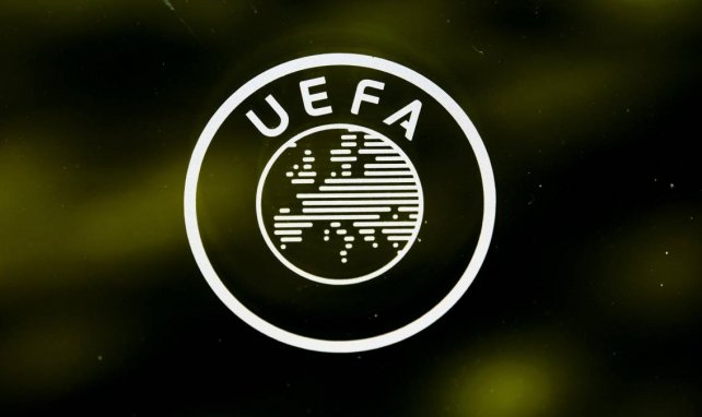 Die UEFA muss der Corona-Pandemie Tribut zollen 