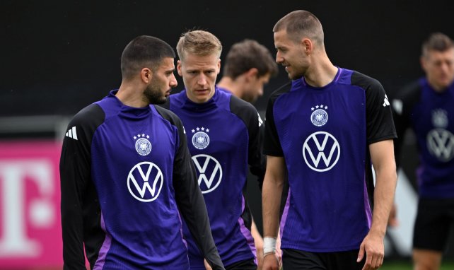 Deniz Undav (l.), Chris Führich (m.) und Waldemar Anton (r.) beim DFB