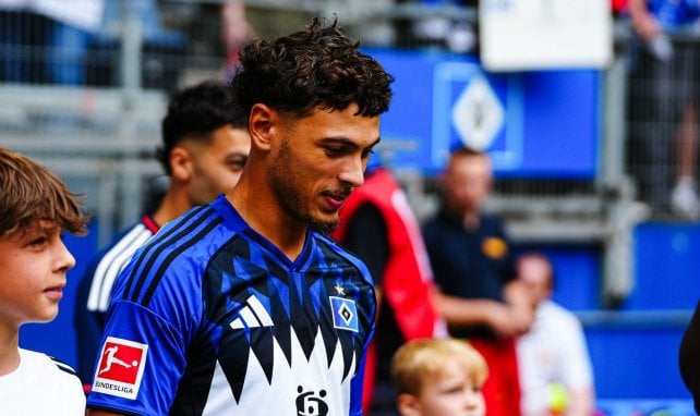 William Mikelbrencis im HSV-Trikot