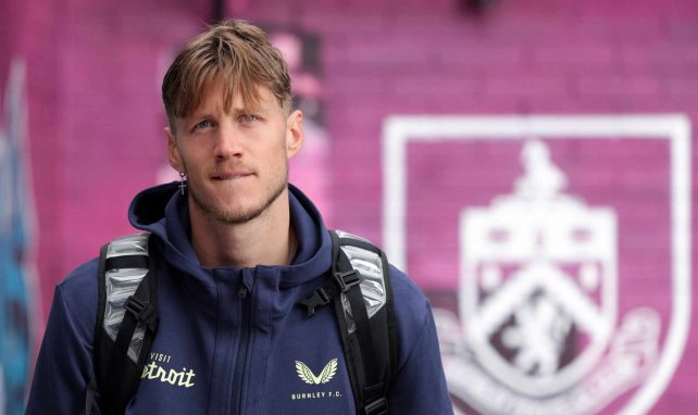 Wout Weghorst vom FC Burnley auf dem Weg zur Arbeit