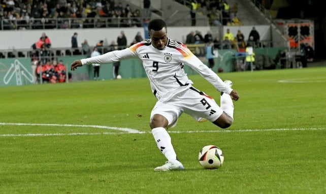 Youssoufa Moukoko beim Torabschluss