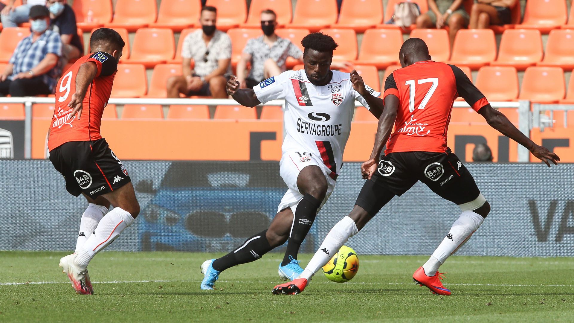 Ex Wolfsburger Ntep Unterschreibt Bei Boavista